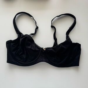 Victoria’s Secret Body by Victoria unlined Demi bra
